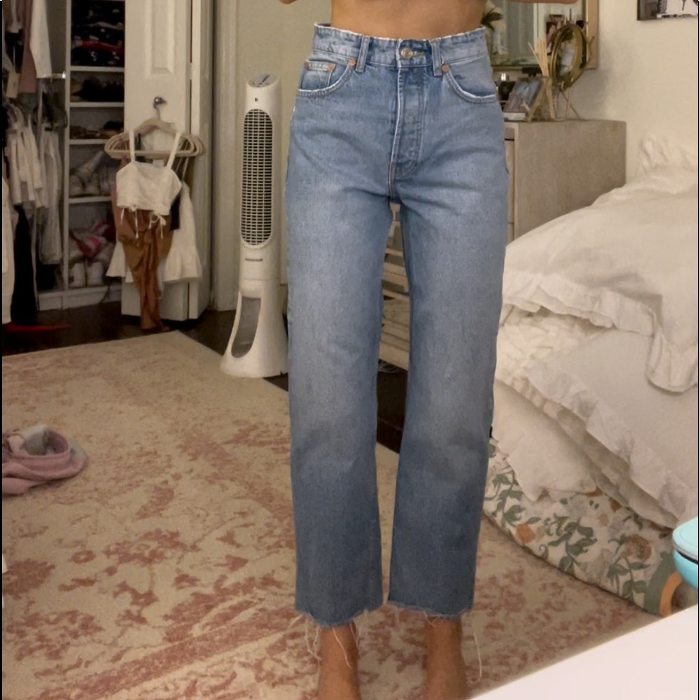 ZARA HI RISE STRAIGHT LEG JEANS